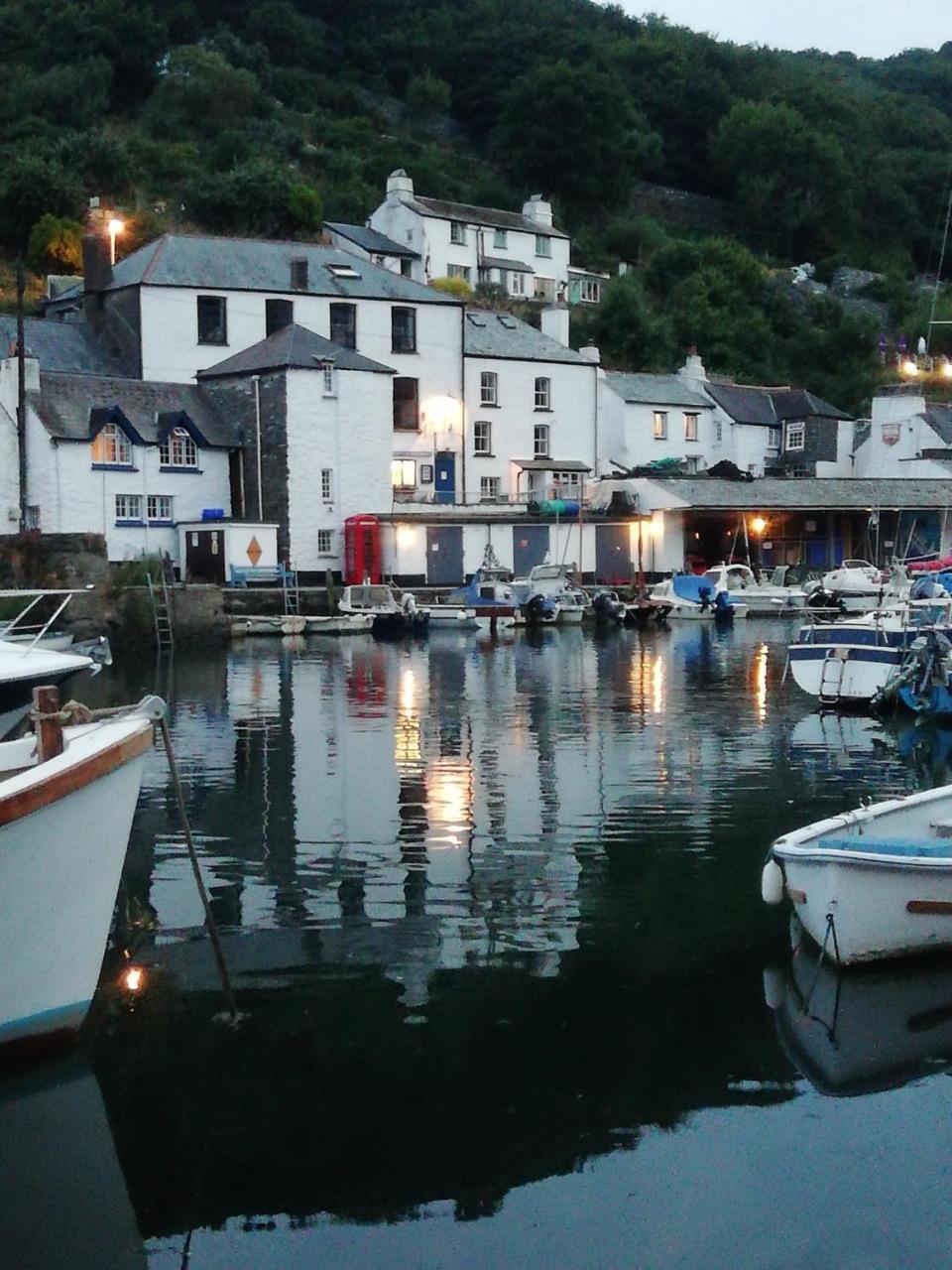 The House On The Props Bed and Breakfast Polperro Buitenkant foto